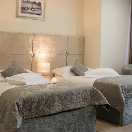 Fanat Hotel