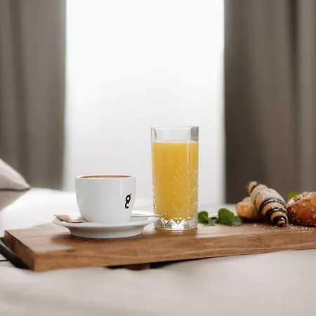 Fanat Hotel